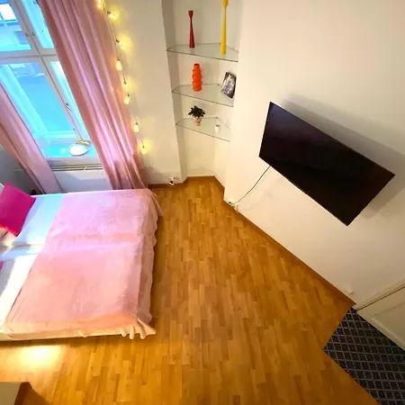 Apartment Pink Gem, Kamppi