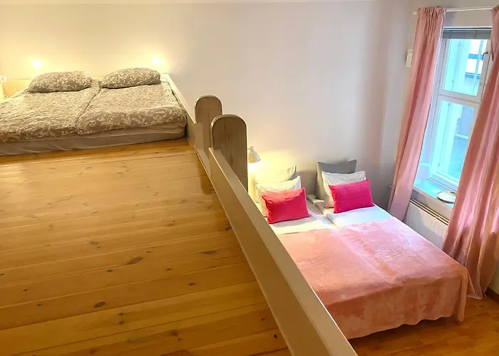 Pink Gem, Kamppi شقة