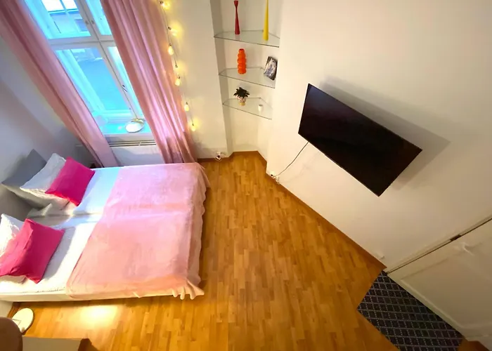 شقة Pink Gem, Kamppi